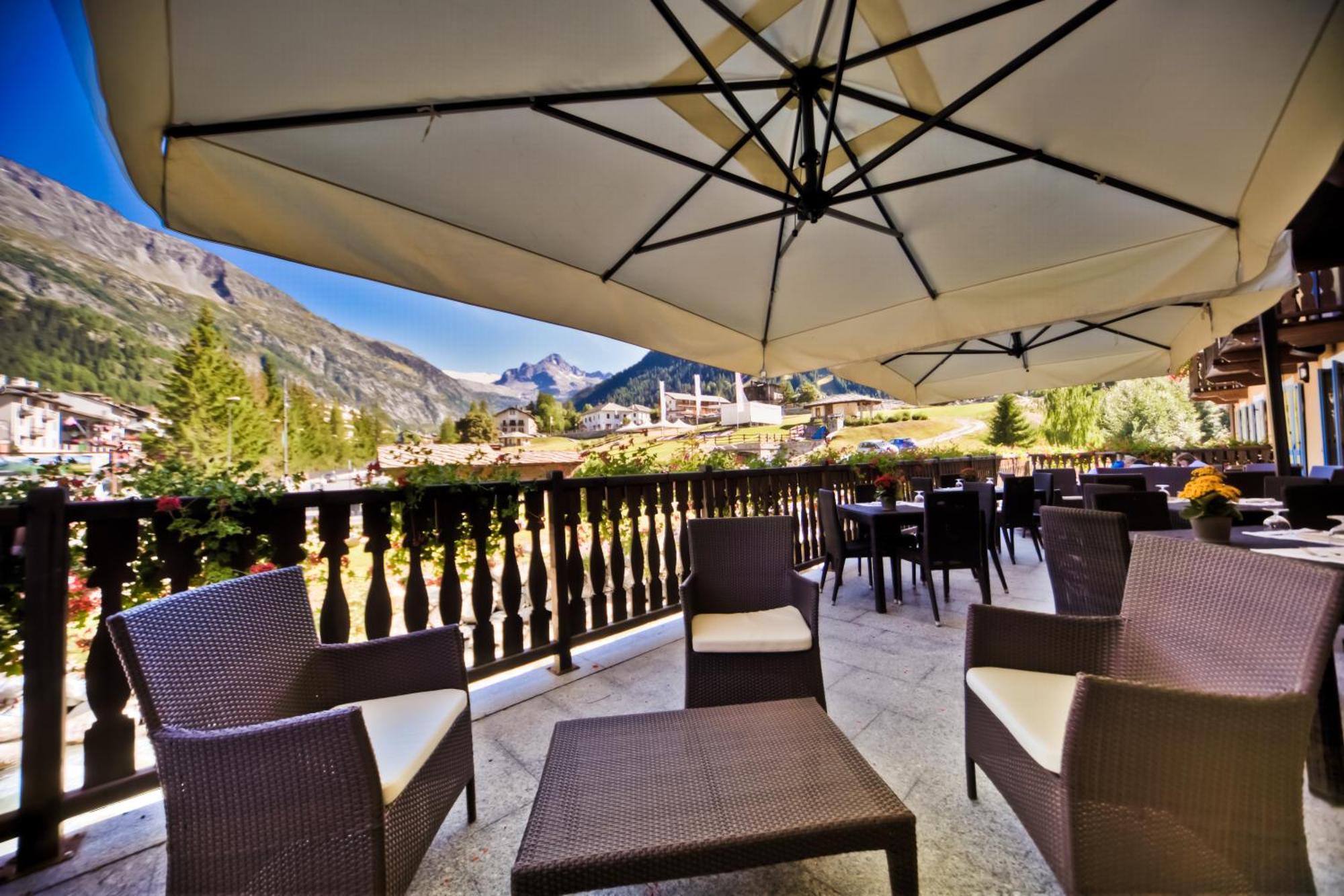 Le Miramonti Hotel Restaurant & Wellness La Thuile Eksteriør bilde